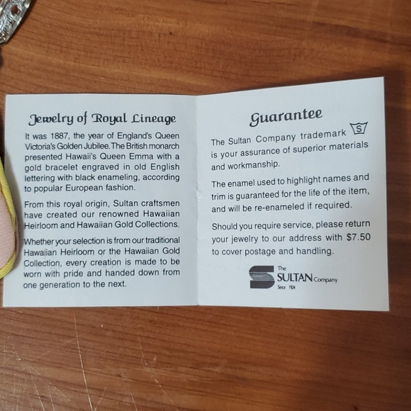 Boho /Beach / Tropical Silver Maile Leaf Bracelet - Picture 5 of 5